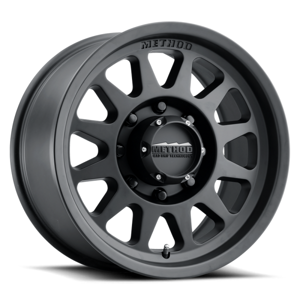 Method MR704 HD 17x9 18mm Offset 8x6.5 130.81mm CB Matte Black Wheel MR70479080518H