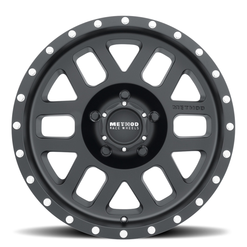 Method MR306 Mesh 17x8.5 0mm Offset 5x5 94mm CB Matte Black Wheel MR30678550500