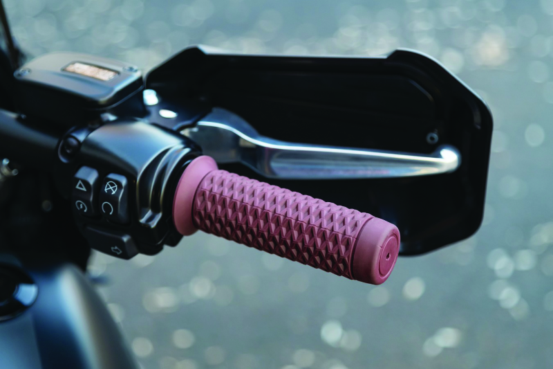 Kuryakyn Motorcycle Handlebar Accessory: Braaap! Grips Universal Fit For 1" Diameter Handlebars, Red, 1 Pair 6595