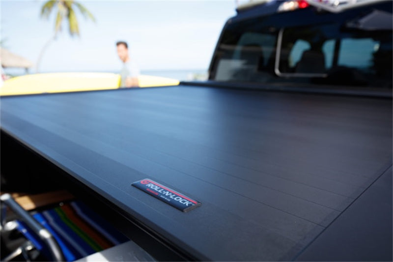 Roll-N-Lock 2019 Chevy Silverado 1500 77-3/4in E-Series Retractable Tonneau Cover RC224E