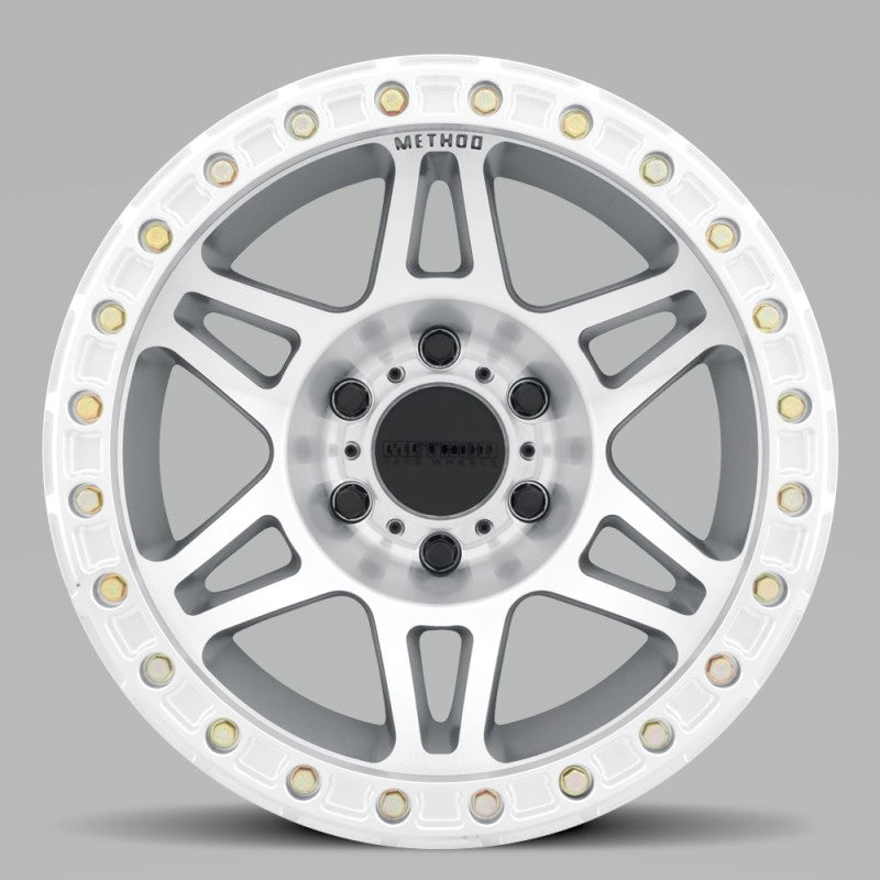 Method MR106 Beadlock 17x9 -44mm Offset 5x5 71.5mm CB Machined/Clear Coat w/BH-H24125 Wheel MR10679050344B