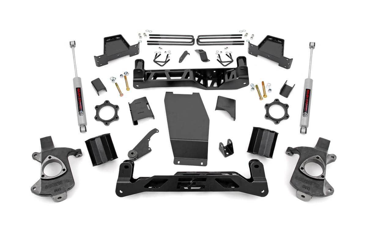 Rough Country 6" Lift Kit Cast Steel Fits Chevy/GMC 1500 (14-17) 22635