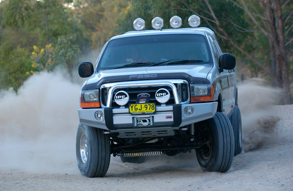 ARB Sahara Summit S/bumper, Fits 200 Gxl 8/18ON OE Fog 8-12 Not M12 3915230