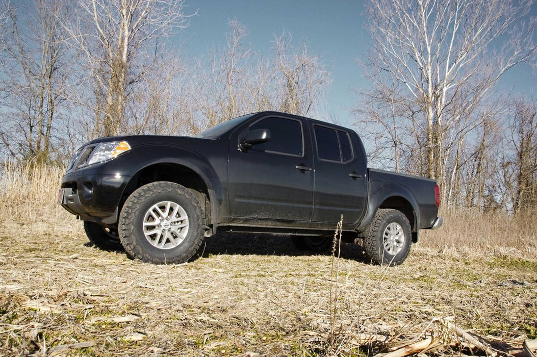 Rough Country 2.5 Inch Lift Kit N3 Struts/N3 Nissan Frontier 4Wd (2005-2023) 86731