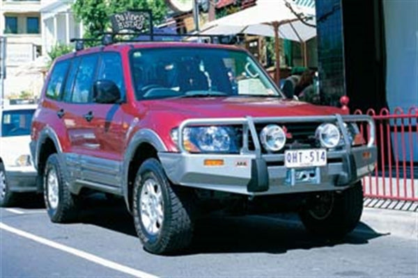 ARB Pajero NM8-9.5 Combar, Fits Mitsubishi Pajero / Montero (nm/np) 3434050