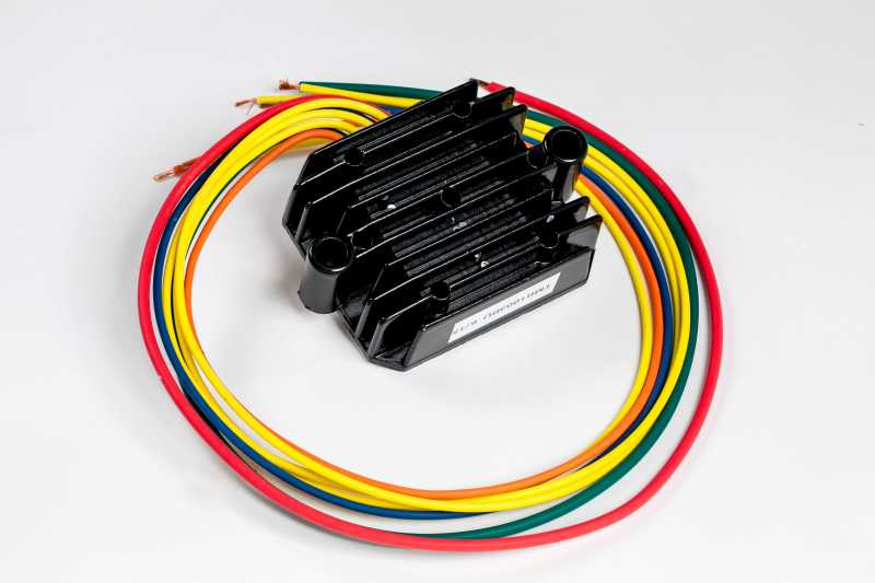 Ricks Motorsport Electric Replacement Rectifier/Regulator Direct Plug-In 10-504