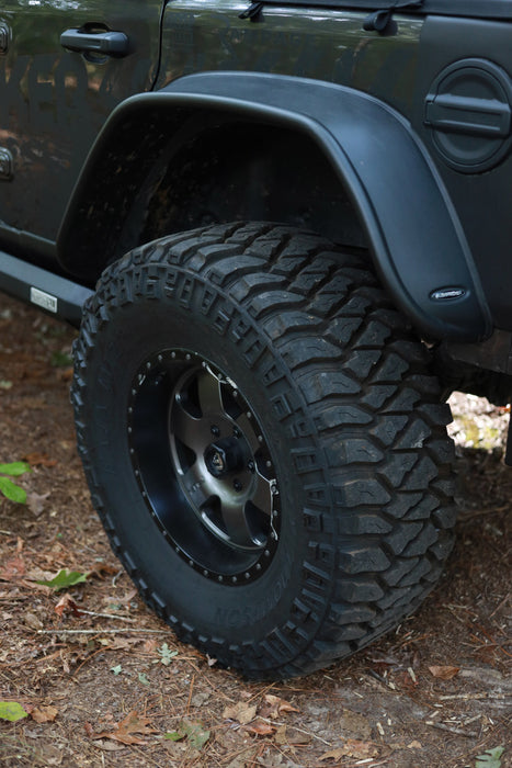 Bushwacker YA FF compatible with Jeep Flat Style 2 Piece 10100-07