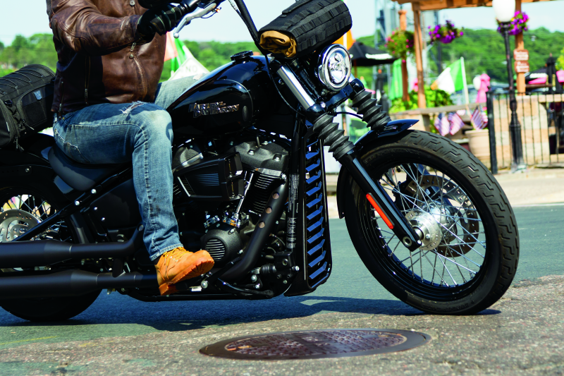 Kuryakyn Black Precision Chin Spoiler 18-19 Harley Softail Milwaukee-8 M8 6465