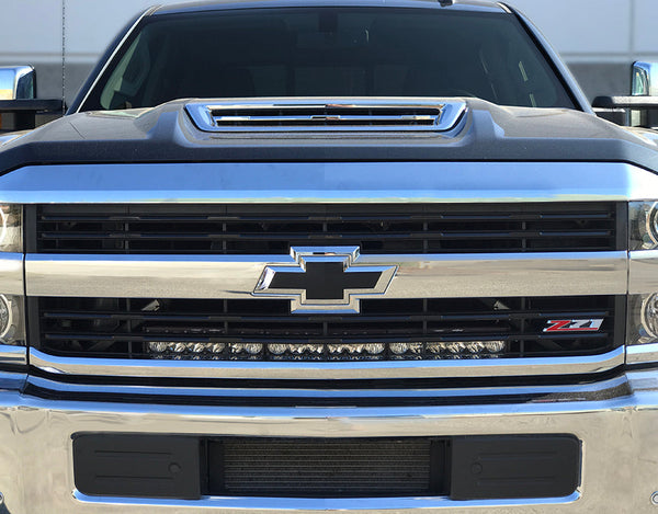 Baja Designs 2017 Chevreolet Silverado 2500/3500 HD 30in OnX6+ Grille Light Bar Kit 5000K Daylight 447769