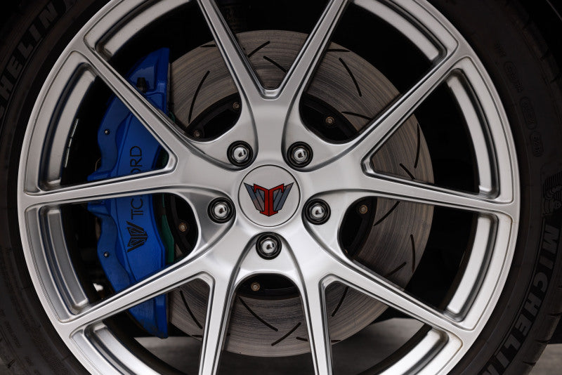 DBA 05-12 Corvette C6 w/Z06 pkg Front Drilled & Slotted 5000 Series 2 Pc Rotor w/ Black Ha 52992BLKXS