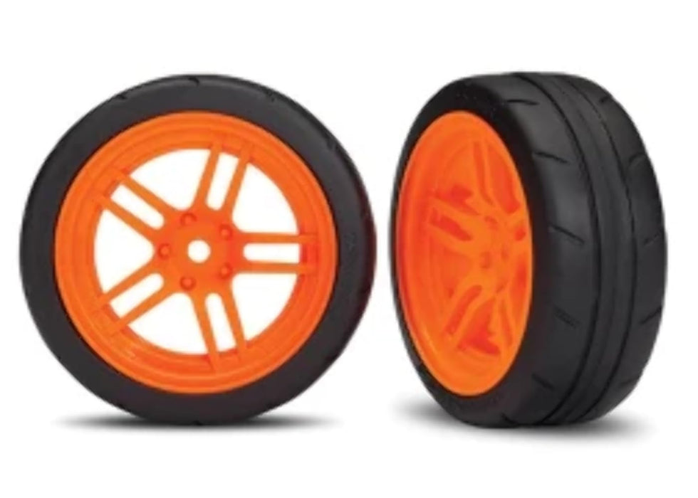 Traxxas 8373A Assembled Orange Split-Spoke Wheels with 1.9" Response Tires (front)