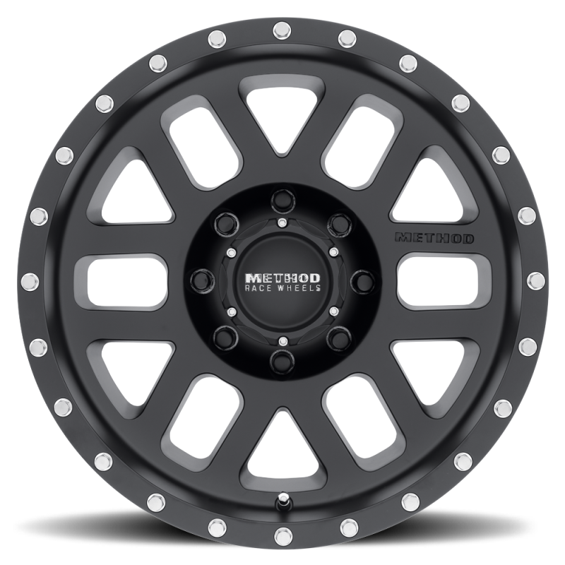 Method MR306 Mesh 18x9 -12mm Offset 8x6.5 130.81mm CB Matte Black Wheel MR30689080512N