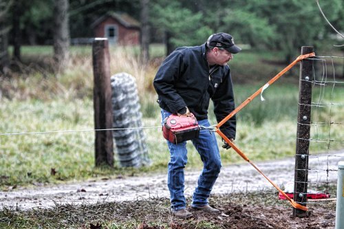 Warn Pullzall 1000 Lbs. Portable Electric Winch 885000