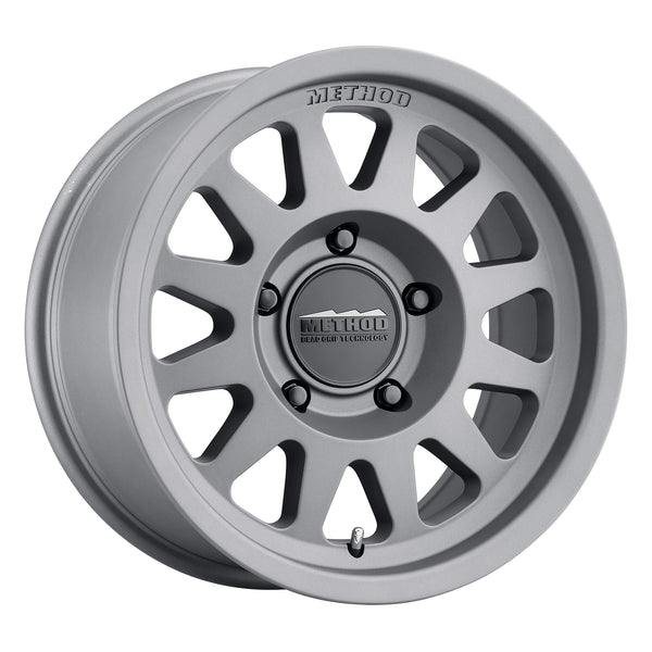 Method Race Wheels MR70457051815 MR704 Bead Grip, 15x7, +15mm Offset, 5x100,