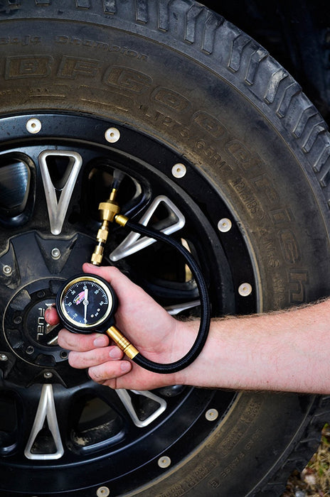 Dobinsons 4X4 Off Road Rapid Tire Deflator With Gauge And Pouch(Tr80-3837)