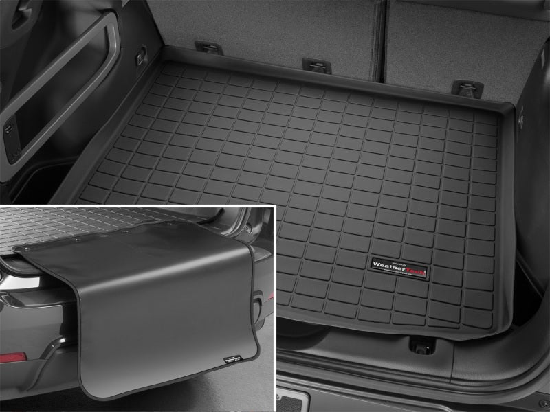 WeatherTech 14+ compatible with Jeep Cherokee Cargo Liner w/ Bumper Protector Black 40656SK