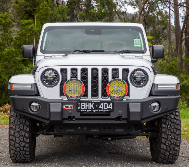 ARB 18-21 compatible with Jeep Wrangler JL / 20-21 compatible with Jeep Gladiator JT Front Winch Bumper 3950240