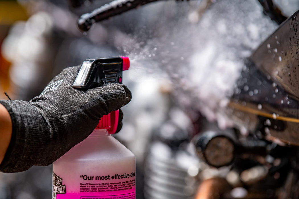 Muc Off 664US Nano-Tech Motorcycle Cleaner, 1 Liter - Fast-Action, Biodegradable Motorbike Cleaning Spray - Safe On All Surfaces and All Types of Motorcycle Pink