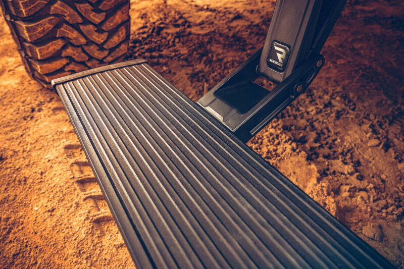 AMP Research 2019 Ram 2500 PowerStep Plug N Play Black (Fits Gas Models Only All Cabs) 76243-01A