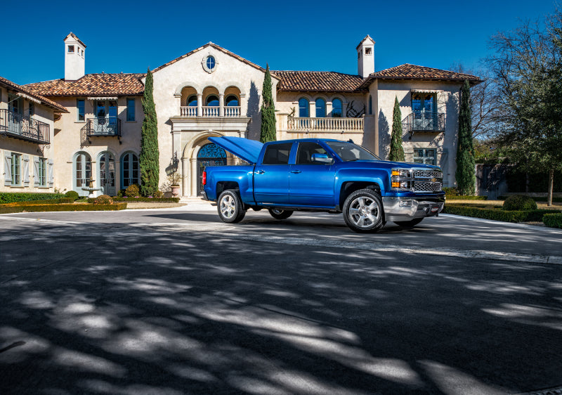 UnderCover 19-20 Chevy Silverado 1500 6.5ft Elite LX Bed Cover Black Meet Kettle UC1188L-GB8