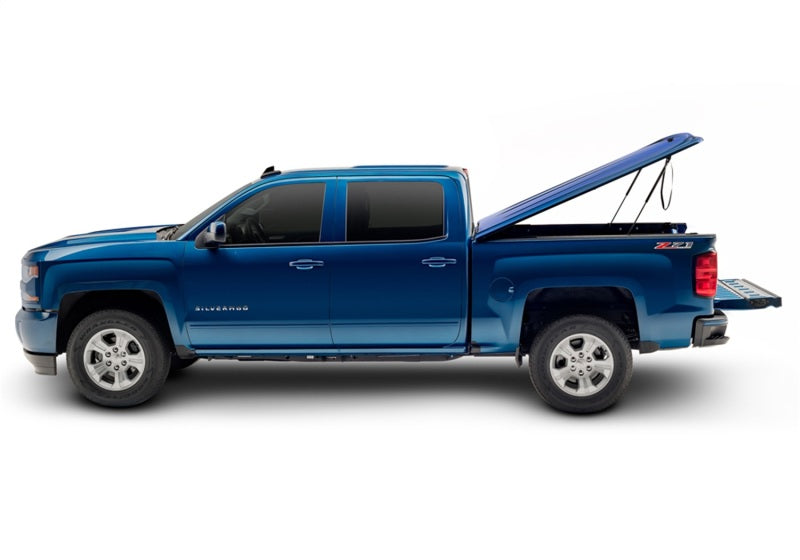 UnderCover 14-16 Chevy Silverado 1500 / 15-19 2500/3500 HD Lux Bed Cover Iridium Effect UC1126L-GXG