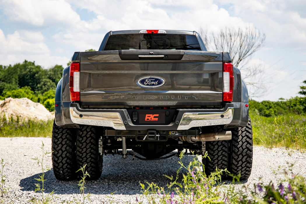 Rough Country 4.5 Inch Lift Kit Dually V2 Ford F-350 Super Duty 4Wd (17-22) 55970