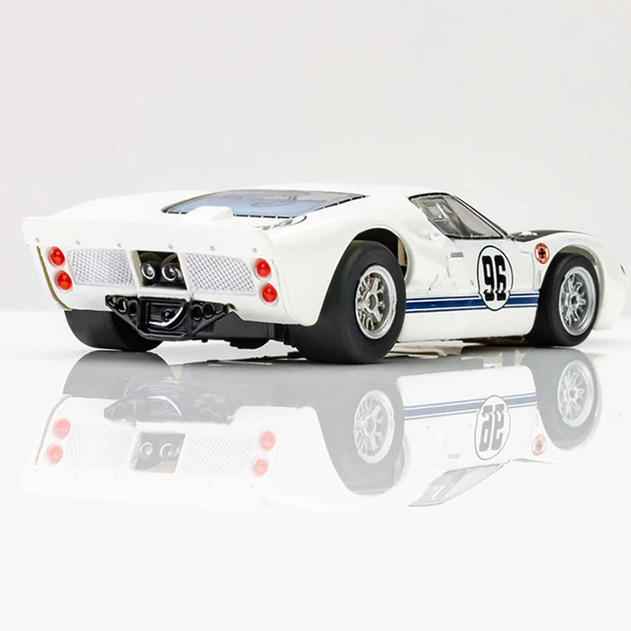 AFX Ford GT40 MkII #96 Wht/Blk/Blu/Gold AFX22057