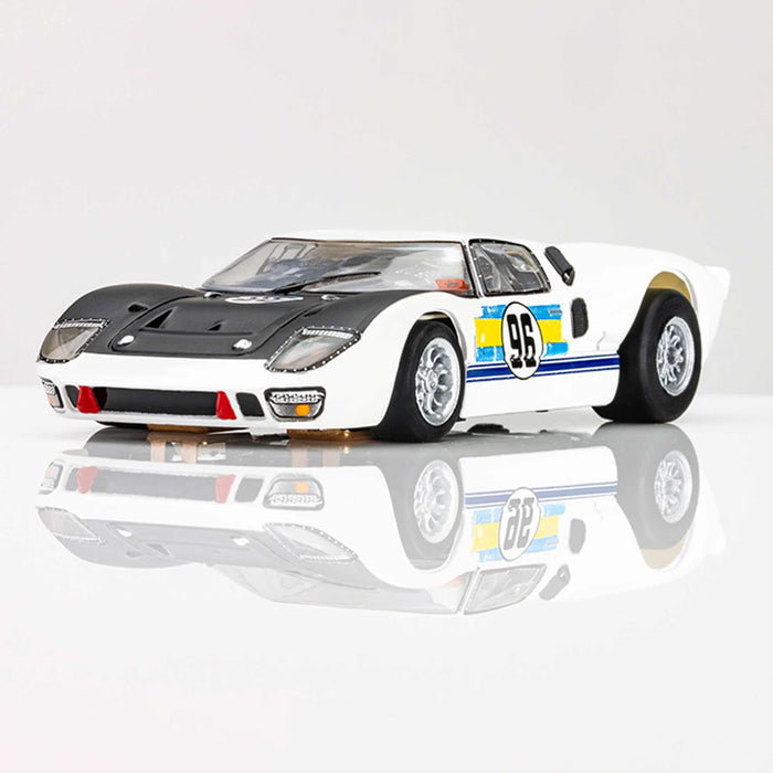 AFX Ford GT40 MkII #96 Wht/Blk/Blu/Gold AFX22057