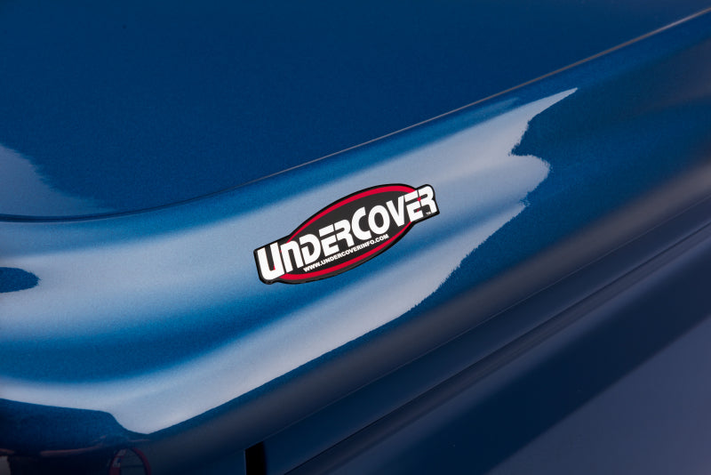 UnderCover 19-20 Chevy Silverado 1500 6.5ft Lux Bed Cover Smokey Quartz Metallic UC1186L-GS6