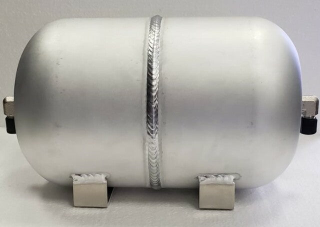 ARB 171601 Forged Aluminum Air Tank (1 Gallon / 4 L) with 2 Ports adds one Gallon of air-Storage Capacity. Compatible air lockers and compressors.