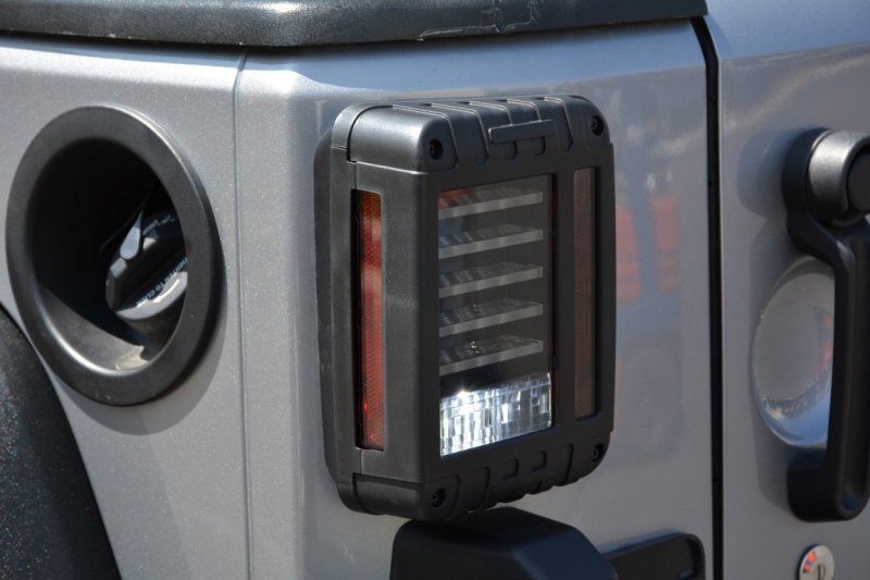 Dv8 Offroad Tljk-02 Octagon Led Tail Light For 2007-2018 Fits Jeep Wrangler Jk
