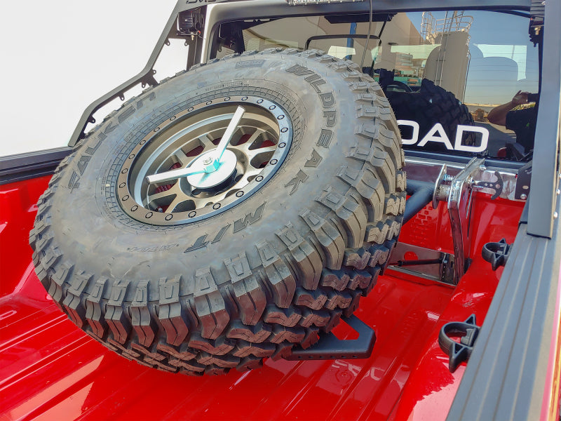 Dv8 Offroad Spare Tire Carrier Tcgl-01Jeep Jt Adjustable Tire Carrier TCGL-01
