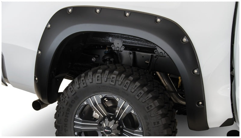 Bushwacker 07-13 Toyota Tundra Fleetside Pocket Style Flares 2pc 66.7/78.7/97.6in Bed Black 30024-02