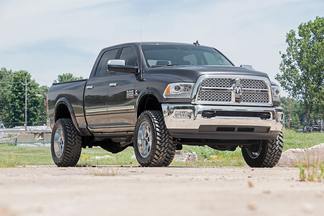 Rough Country 2.5 Inch Lift Kit Diesel M1 Ram 2500 4Wd (2014-2018) 31940