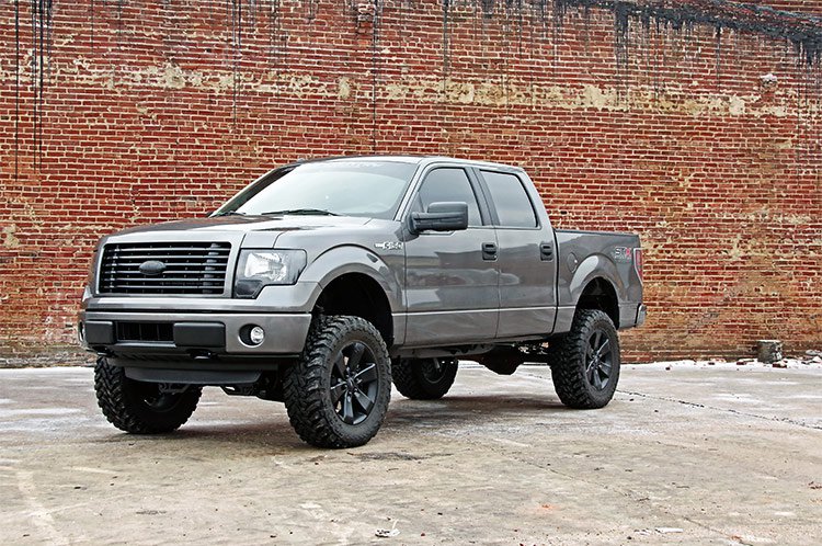 Rough Country 6 Inch Lift Kit Ford F-150 4Wd (2011-2013) 57530