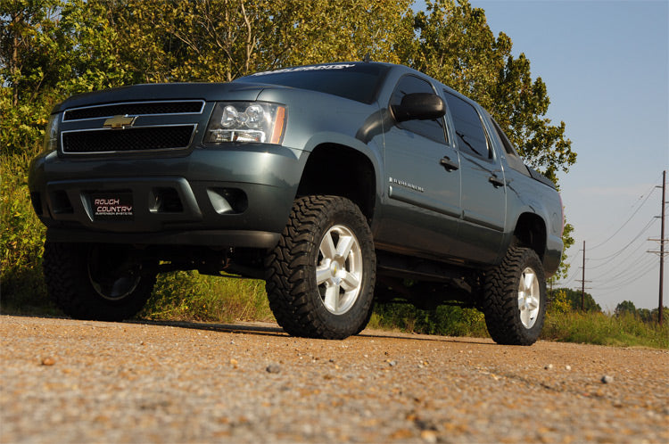 Rough Country 7.5 Inch Lift Kit Chevy Avalanche 1500 2Wd/4Wd (2007-2013) 20900