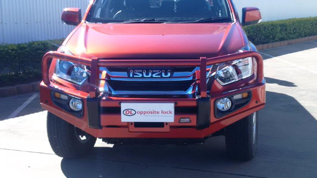 Dobinsons 4x4 Classic Black Deluxe Bullbar for Isuzu D-Max (2017+) (BU21-3718)