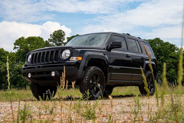 Rough Country 2 Inch Lift Kit N3 Front Struts Fits Jeep Compass (07-16)/Patriot (10-17) 66531