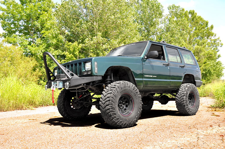 Rough Country 6.5 Inch Lift Kit X-Series Jeep Cherokee Xj 2Wd/4Wd (1984-2001) 69620