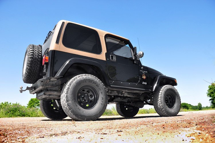 Rough Country 4 Inch Lift Kit M1 Jeep Wrangler Tj 4Wd (1997-2002) 90640