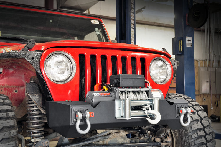 Rough Country Front Stubby Winch Bumper Jeep Wrangler Tj (97-06)/Wrangler Yj (87-95) 1012