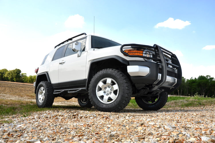 Rough Country 3 Inch Lift Kit Red Spacers Fits toyota4Runner (03-09)/FJ Cruiser (07-14)