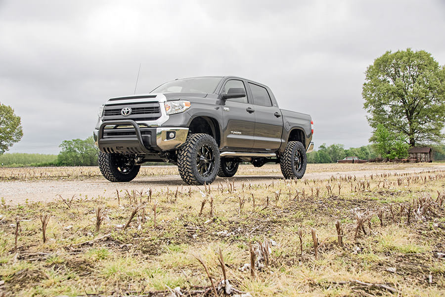 Rough Country 6 Inch Lift Kit Toyota Tundra 2WD/4WD (2007-2015)