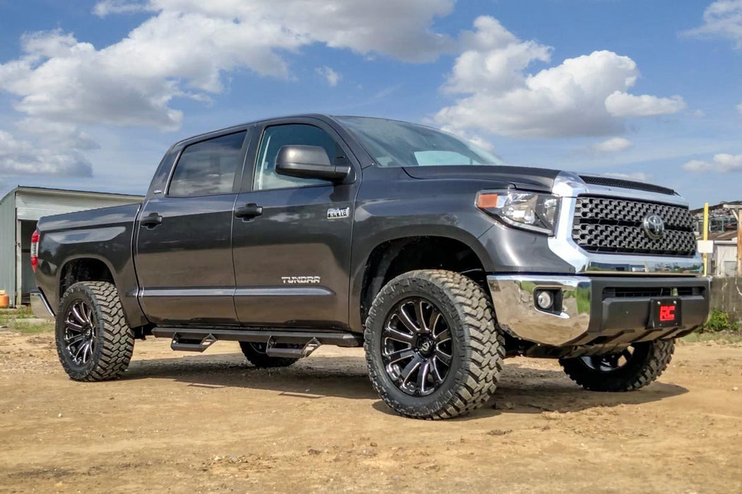 Rough Country 1.75 Inch Leveling Kit Toyota Tundra 2WD/4WD (2007-2021)