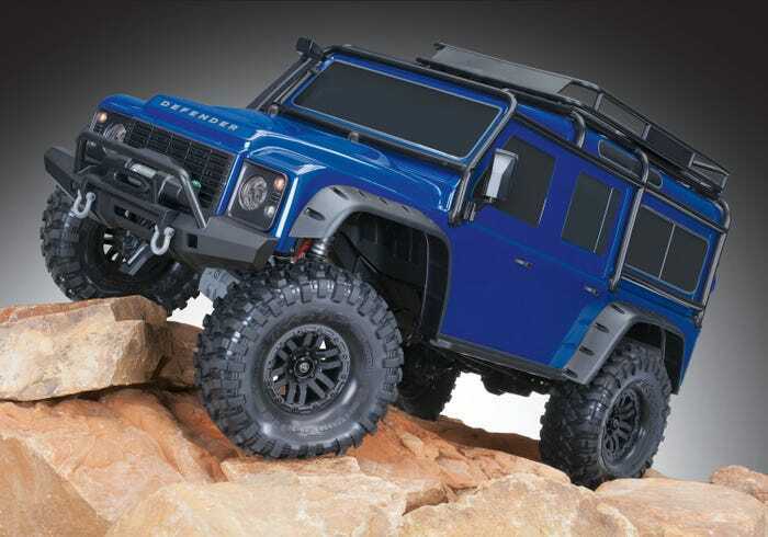 Traxxas 820564BLU 2.4GHz Land Rover Defender Crawler