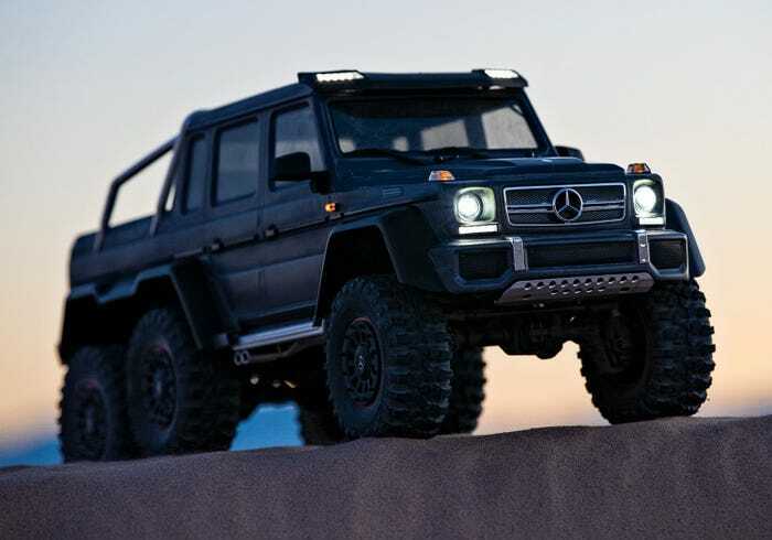 Traxxas Trx-6 Scale And Trail Crawler With Mercedes-Benz G 63 Amg Body: 6X6 Electric Trail Truck With Tqi Link Enabled 2.4Ghz Radio System 88096-4-BLK