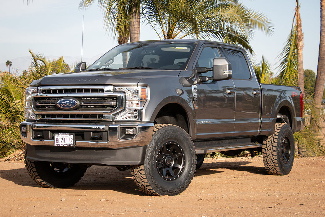 Icon 2020-Up Ford F-250/F-350 Super Duty 4.5" Lift Stage 4 Suspension System With Radius Arms K64524R