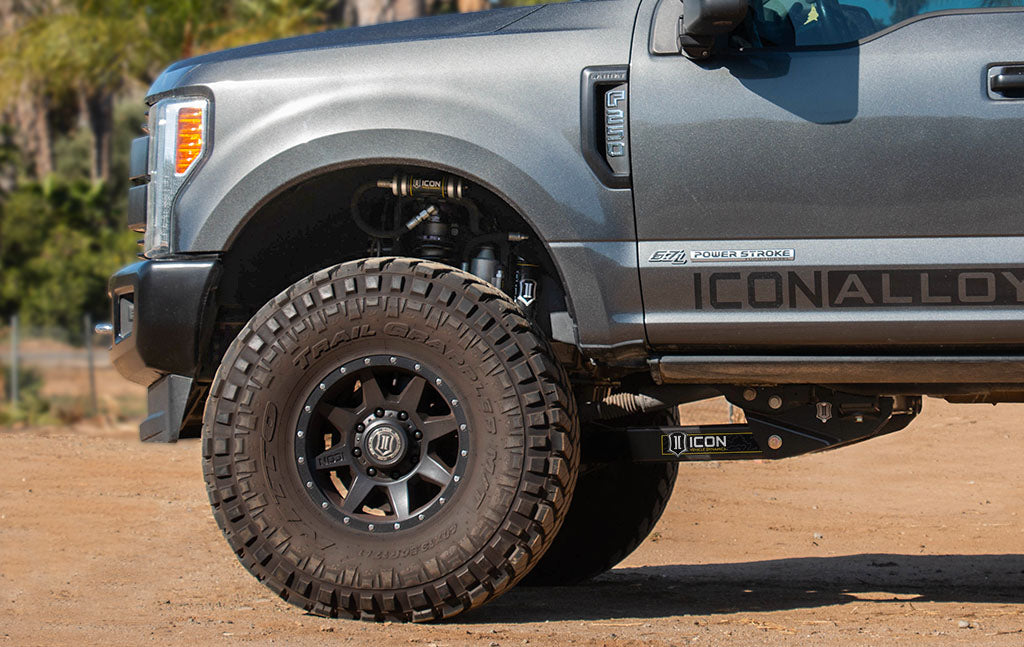 Icon 2017-Up Ford F-250/F-350 Super Duty 4-5.5" Lift Stage 5 Coilover Conversion System With Radius Arm K63155R